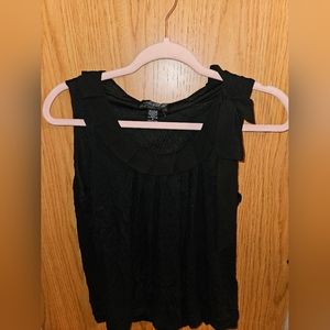 Cable & gauge shirt size small